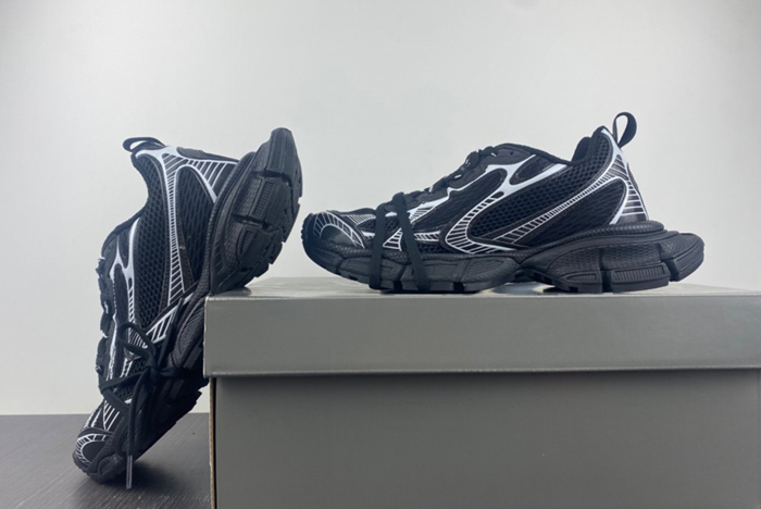 Ba*len*cia*ga -phantom sneaker w1rb5 0102