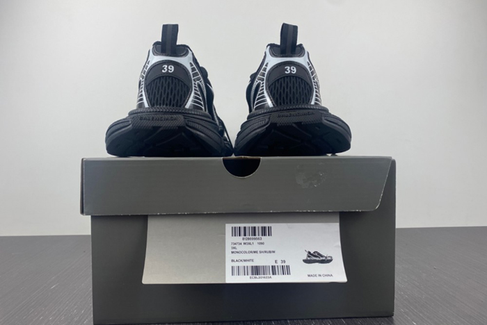 Ba*len*cia*ga -phantom sneaker w1rb5 0102