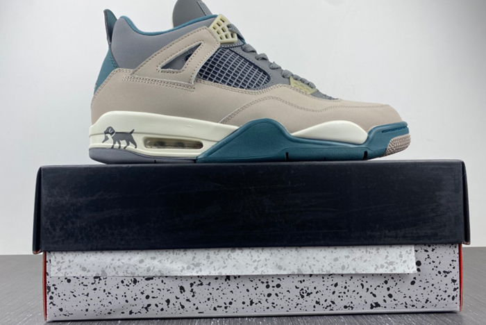 Air Jordan 4 SECRAFT  DV3742-021 new