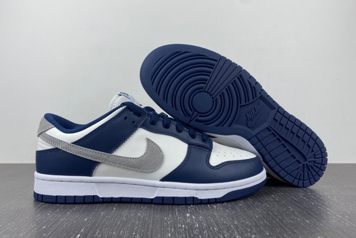 Nike Dunk Low “Midnight Navy”  FD9749-400