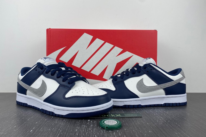 Nike Dunk Low “Midnight Navy”  FD9749-400