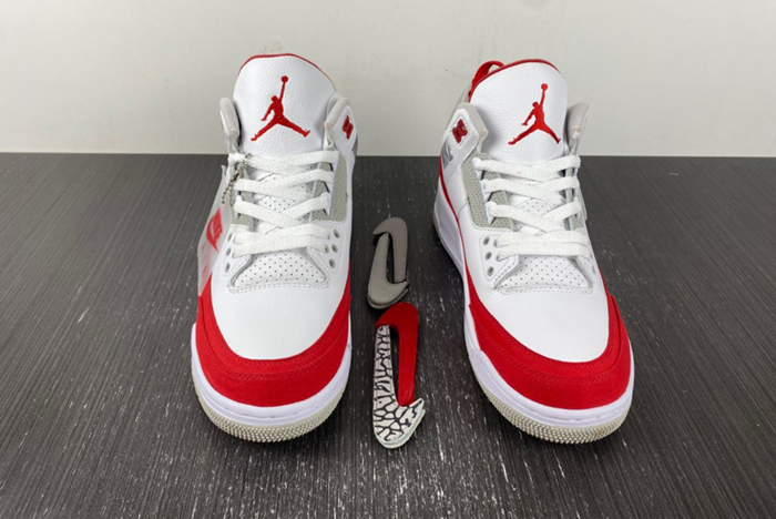 Air Jordan 3 tinker  CJ0939-100