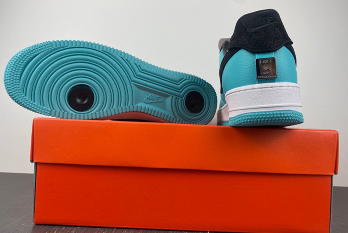 AIR JORDAN AJ7 TOPAZ MIST 442960-104