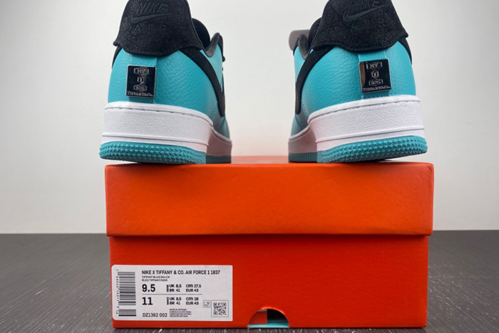 AIR JORDAN AJ7 TOPAZ MIST 442960-104