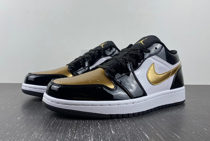 Air Jordan 1 Low 