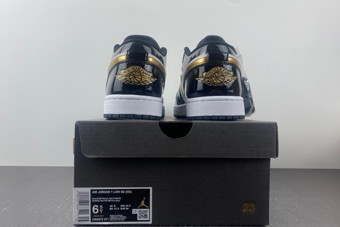 Air Jordan 1 Low "Gold Toe"  DR6970-071