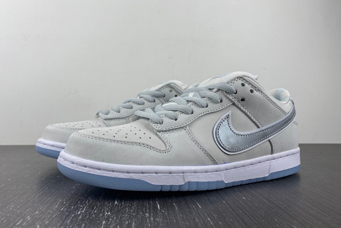Concepts x Nike SB Dunk Low “White Lobster”  FD8776-100