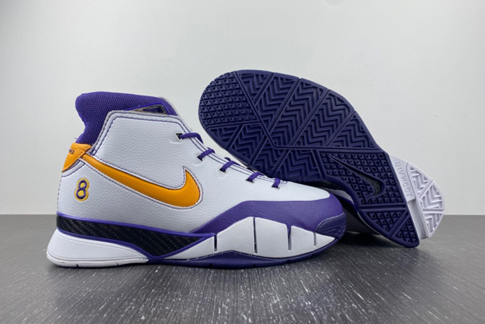Undefeated x Nike Kobe 1 ZK1  AQ2728-101
