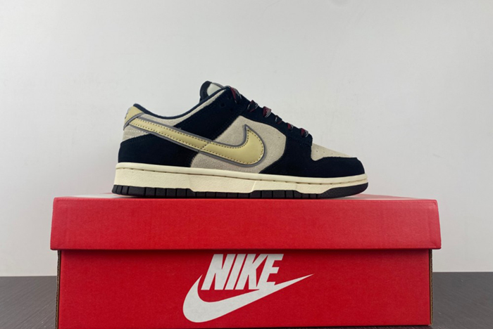Nike Dunk Low "Black Suede“ DV3054-001