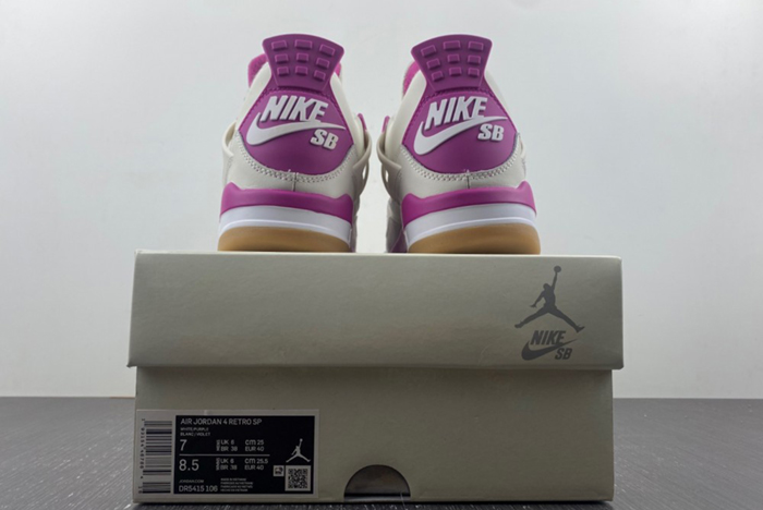 Nike SB x Air Jordan 4 DR5415-106