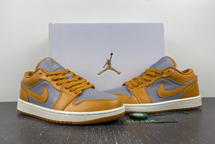 Air Jordan 1 Low  DC0774-0202