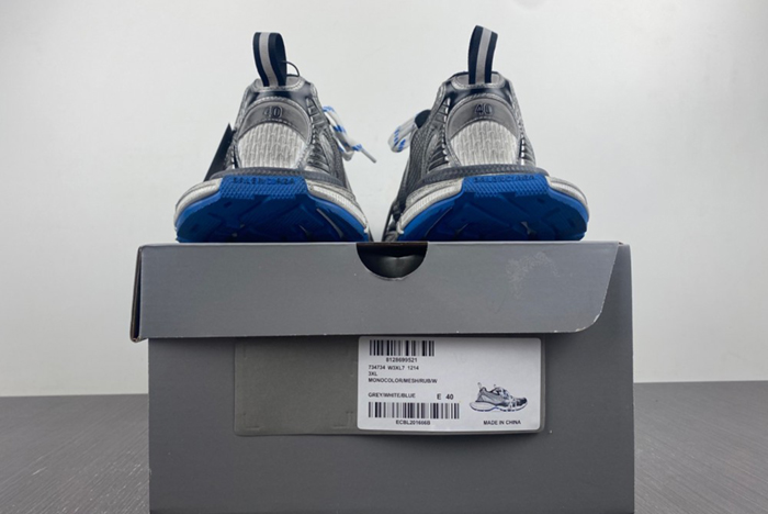 Ba*len*cia*ga -phantom sneaker 734734 w3xl7 1214