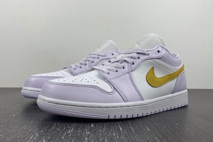 Air Jordan 1 WMNS “Barely Grape”  DC0774-501