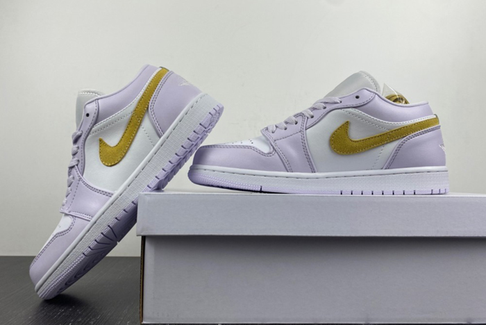 Air Jordan 1 WMNS “Barely Grape”  DC0774-501