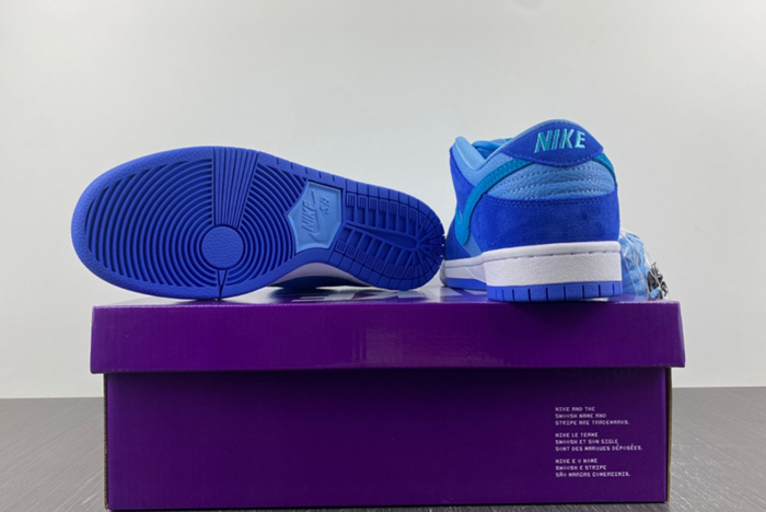 Nike SB Dunk Low Blue Raspberry DM0807-400