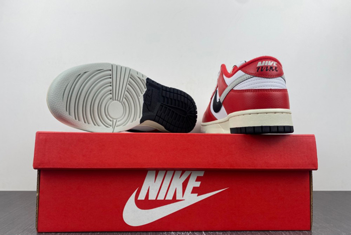Nike Dunk Low “Chicago Split "  DZ2536-600
