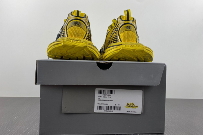 Ba*len*cia*ga -phantom sneaker  734734 w3xl2 7010