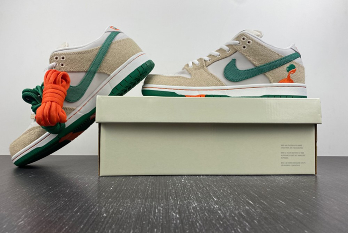 Jarritos x Nike SB Dunk Low FD0860-001