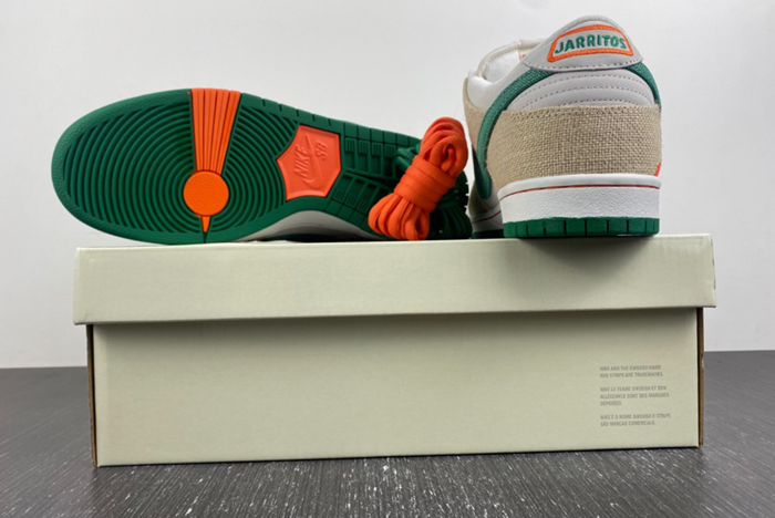 Jarritos x Nike SB Dunk Low FD0860-001