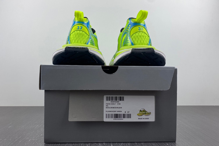 Ba*len*cia*ga -phantom sneaker 734734 w3xl7 9198