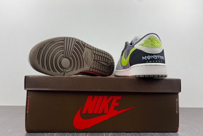 Fragment x Travis Scott x Air Jordan 1 Low  CZ0790-043