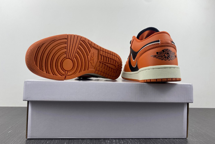 Jordan 1 Low SE Sport Spice   DV1299-800