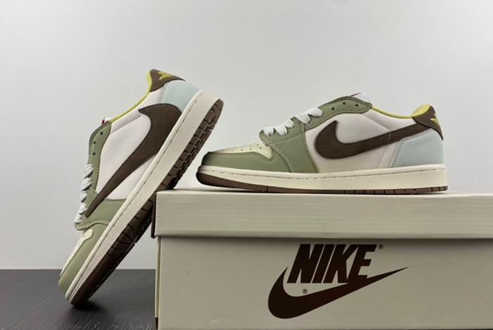 Travis Scott x Air Jordan 1 Low  DM7866-603