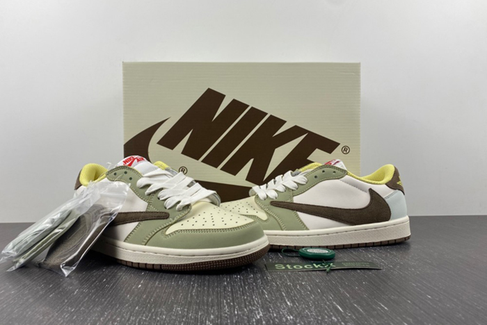 Travis Scott x Air Jordan 1 Low  DM7866-603