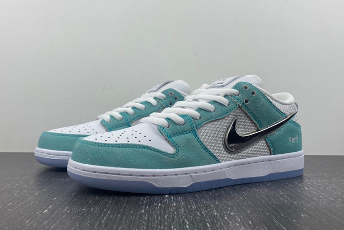 NIke  Dunk SDCAI*NIKE SB Low FD2562-400