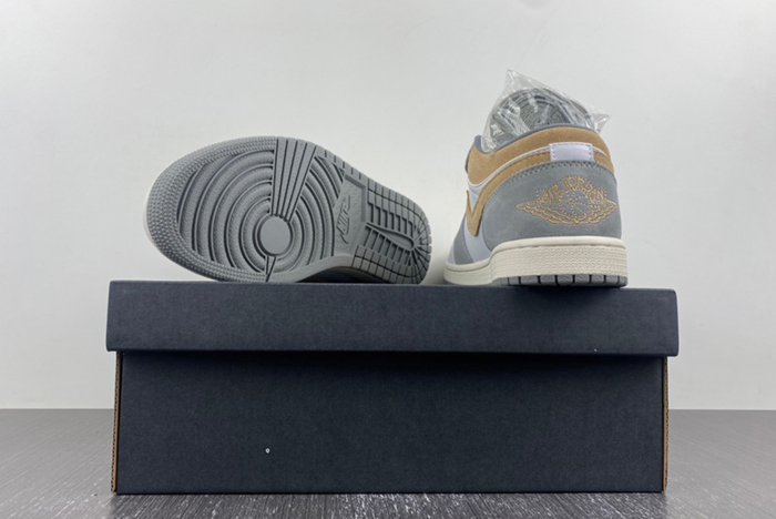 Air Jordan 1 Low  DC0774-189