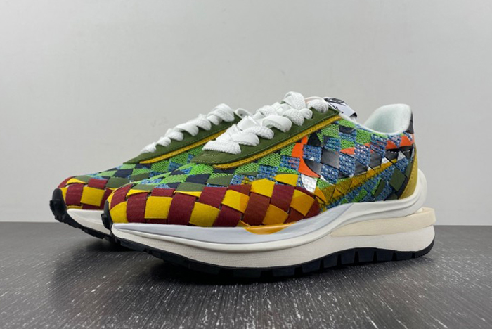 Sacai x Nike Waffle Woven Green Gusto  DR5209-300