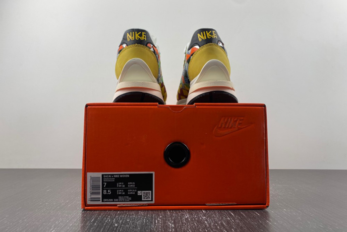 Sacai x Nike Waffle Woven Green Gusto  DR5209-300