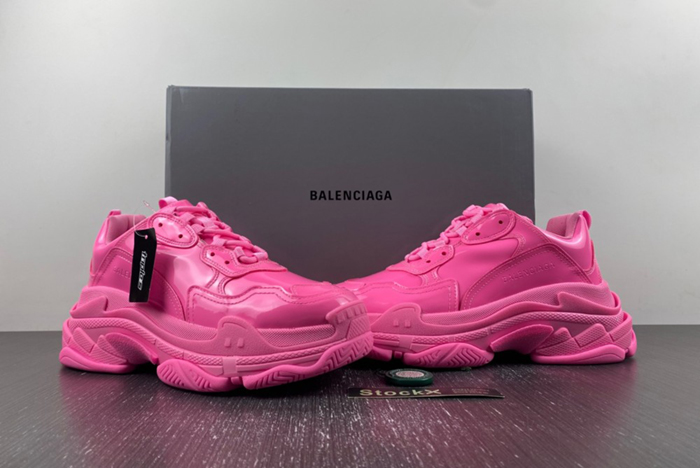 Ba*len*cia*ga  triple s  734953 w2paa 5000