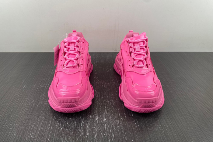 Ba*len*cia*ga  triple s  734953 w2paa 5000