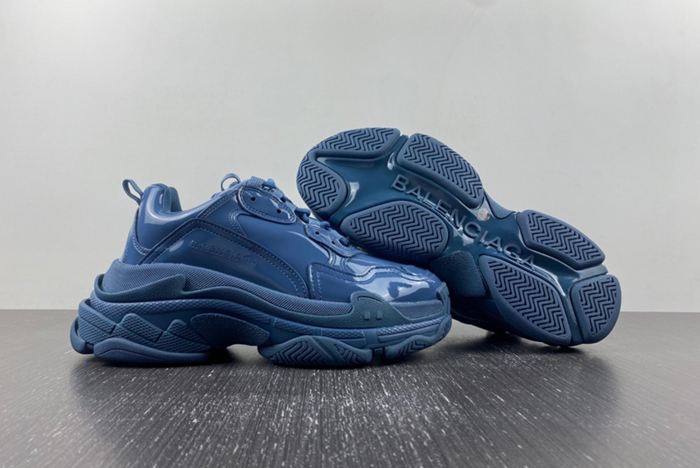 Ba*len*cia*ga triple s  734954 w2paa 4000