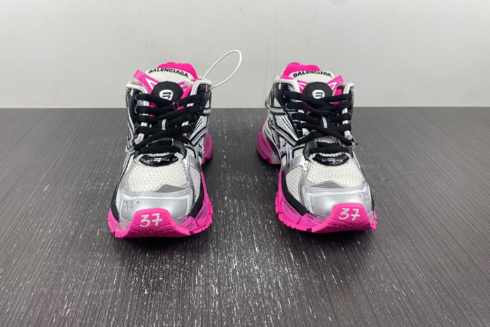 Ba*len*cia*ga -phantom sneaker  677402 w3rbw 9155