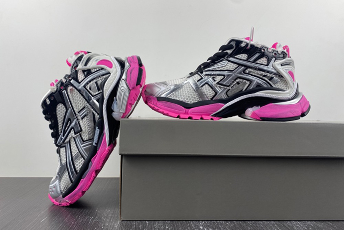 Ba*len*cia*ga -phantom sneaker  677402 w3rbw 9155