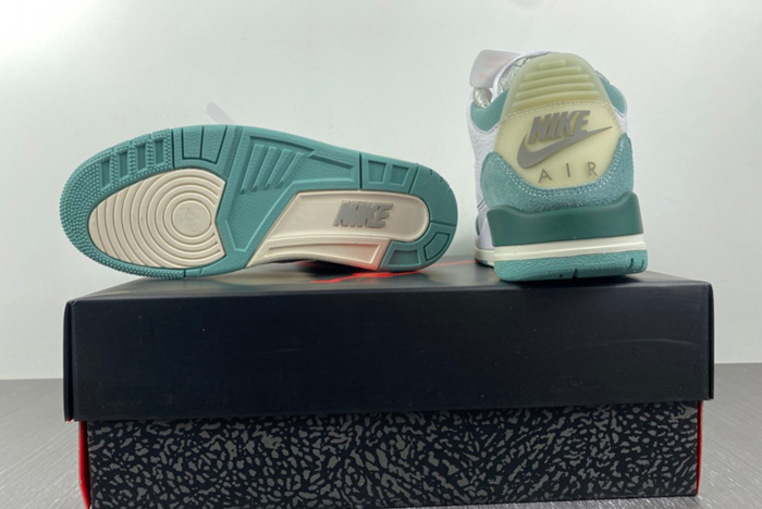 Air Jordan 3 White And Green DT8532-130
