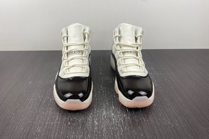 Air Jordan 11 WMNS “Neapolitan”  AR0715-101