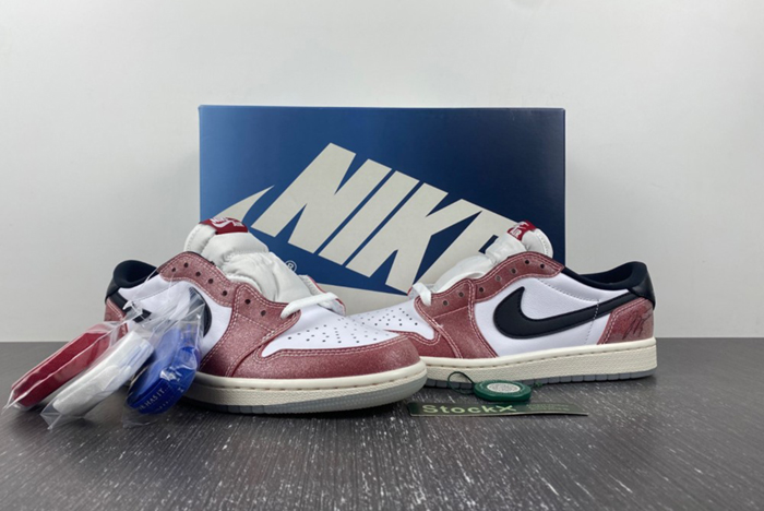 Trophy Room x Air Jordan 1 High OG  FN0432-017
