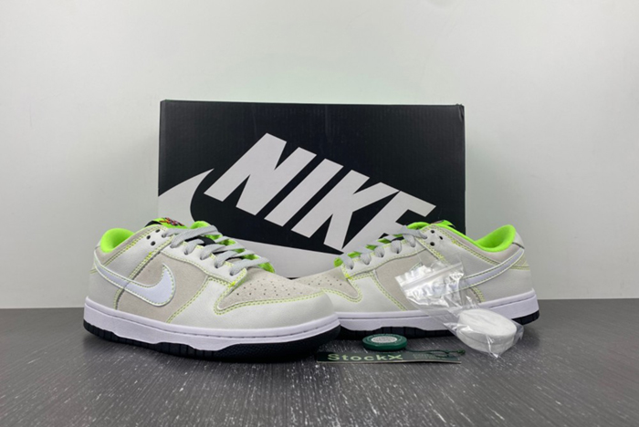 NIke Dunk Low Oregon PE “Ducks of a Feather” FQ7260-001
