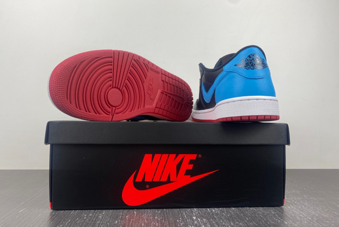 Air Jordan 1 Low OG WMNS “UNC to Chicago”  CZ0775-046