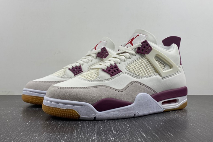 Nike  SB x Jordan 4 “Sapphire”  DR5415-102