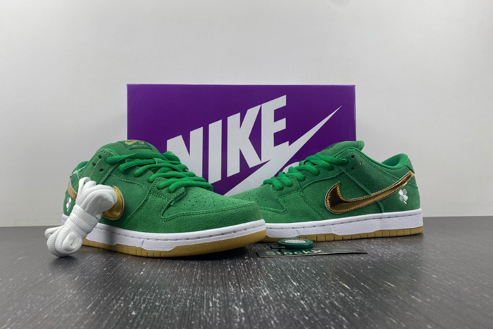 Nike SB Dunk Low "St. Patrick