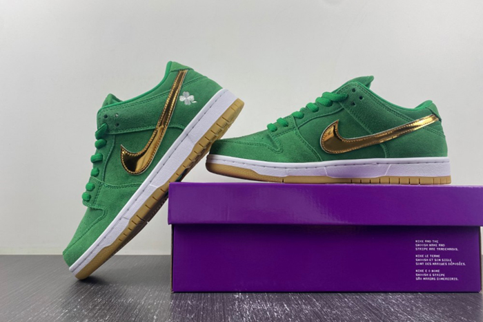 Nike SB Dunk Low "St. Patrick
