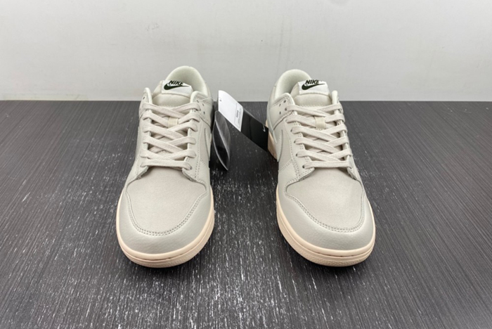 Nike Dunk Low Premium Light Orewood Brown  DZ2538-100