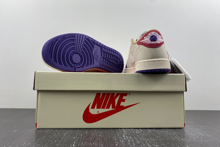 Travis Scott x Air Jordan 1 Low  DM7866-952