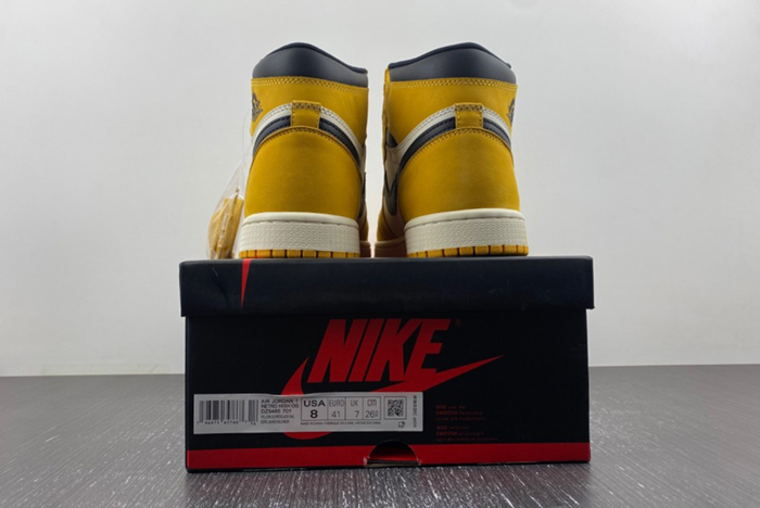 Air Jordan 1 High OG “Yellow Ochre”   DZ5485-701