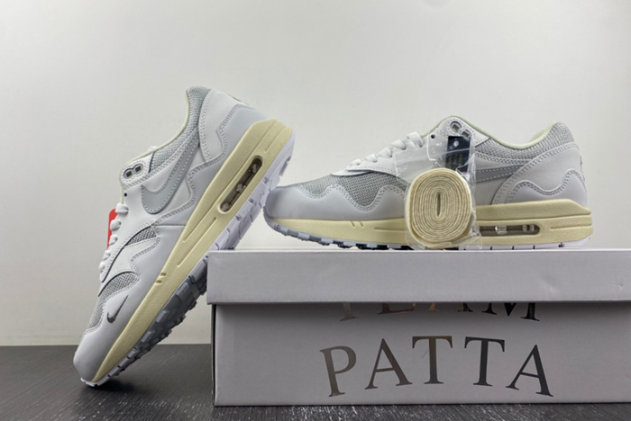 Patta x Nike Air Max 1 “White”  DQ0299-100
