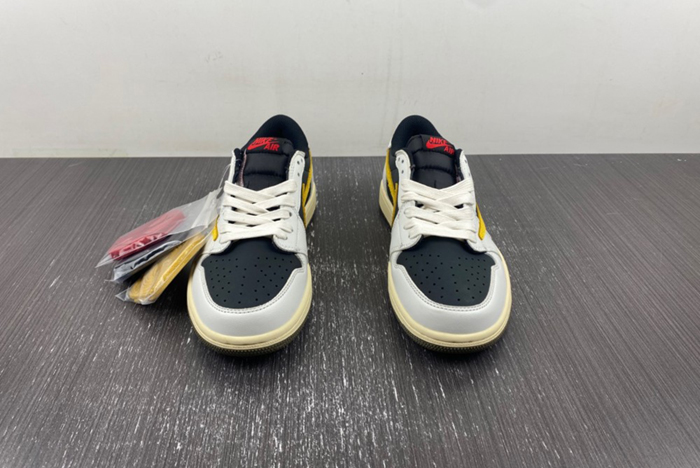 Travis Scott x Air Jordan 1 Low  DM7866-982